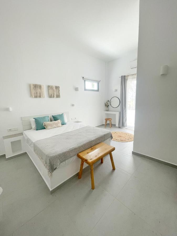 Kirki Rooms By The Sea ปาริเกีย ภายนอก รูปภาพ