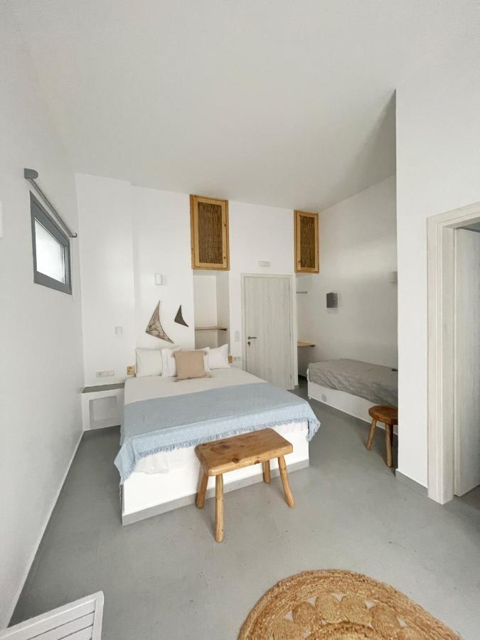 Kirki Rooms By The Sea ปาริเกีย ภายนอก รูปภาพ
