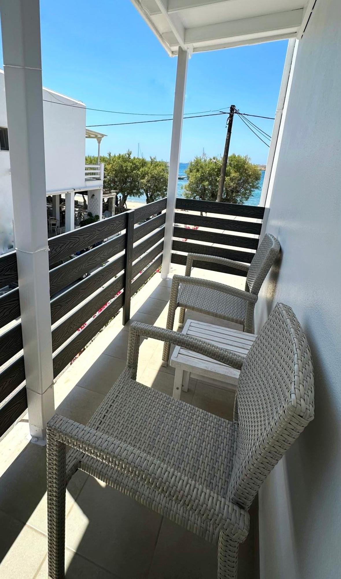 Kirki Rooms By The Sea ปาริเกีย ภายนอก รูปภาพ