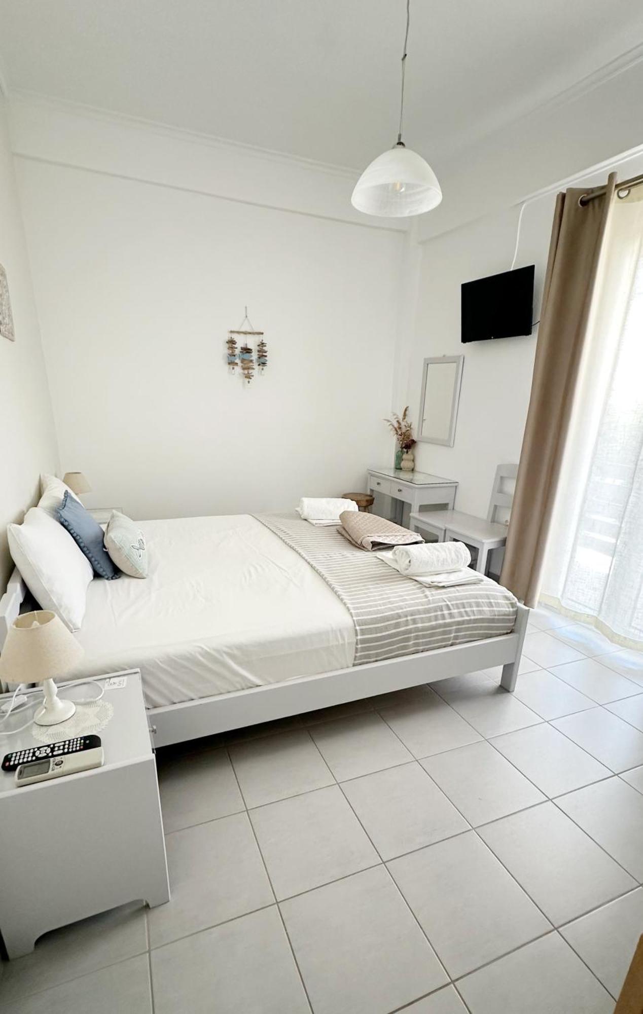 Kirki Rooms By The Sea ปาริเกีย ภายนอก รูปภาพ